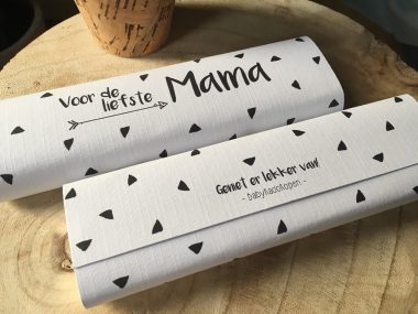 Chocoladereep Mama met kaart 3 Chocoladereep Mama met kaart